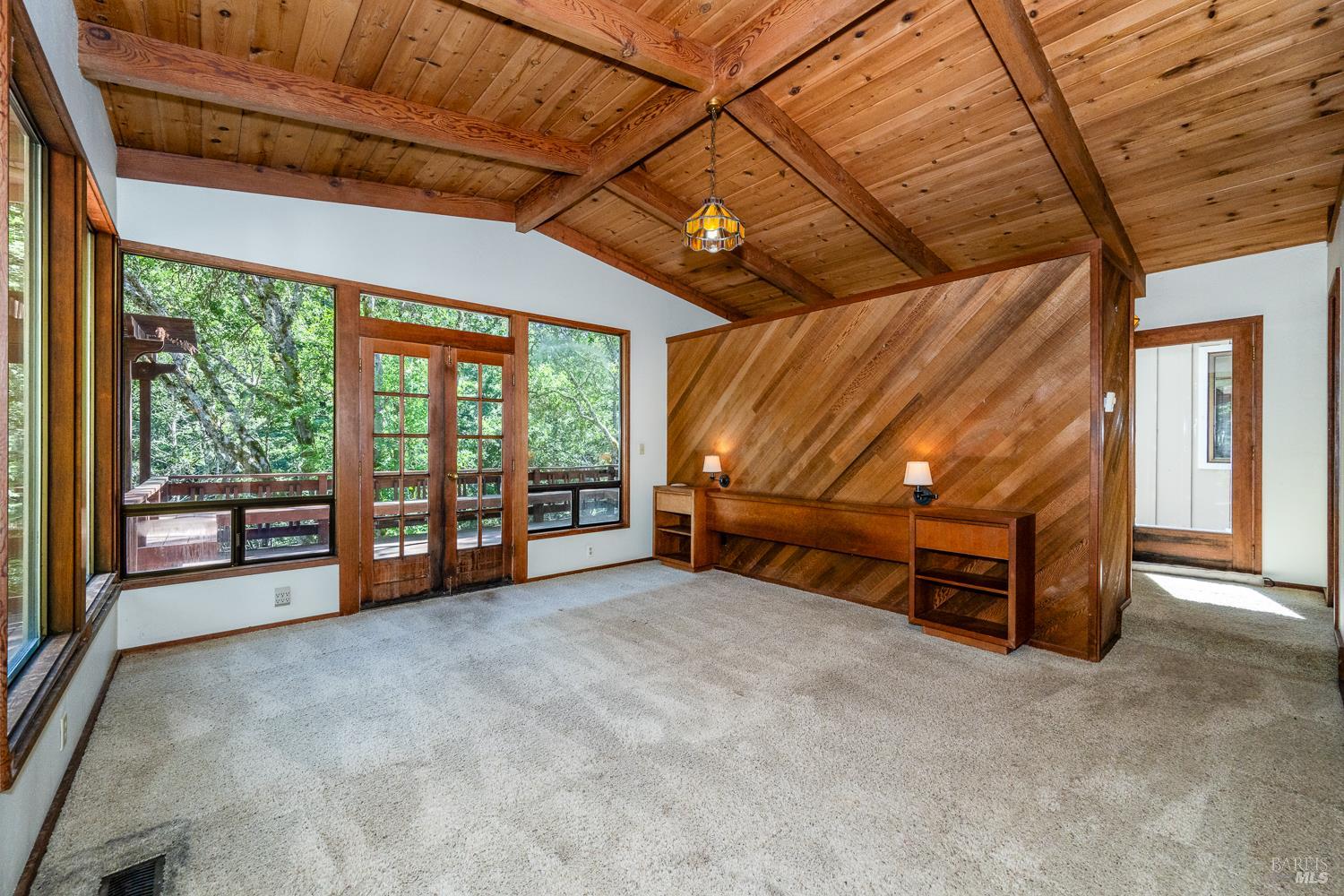 6662 St Helena Road Santa Rosa, CA 95404 - Photo 24 of 51 Primary bedroom