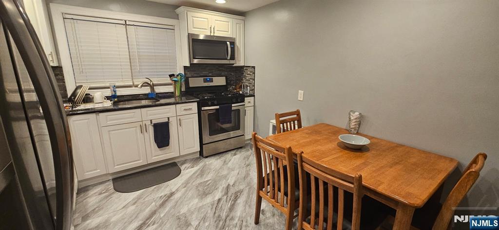 287 Hackensack Street Wood-Ridge, NJ 07075 - Photo 4 of 10 Gallery Image 4