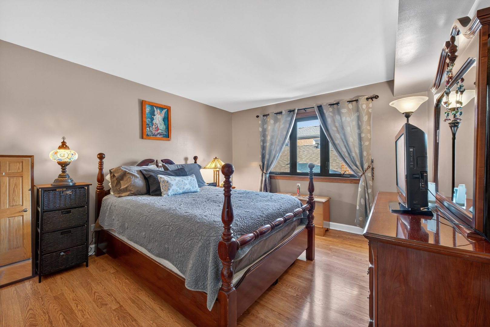 6056 South Keating Avenue, Unit 2E Chicago, IL 60629 - Photo 13 of 23