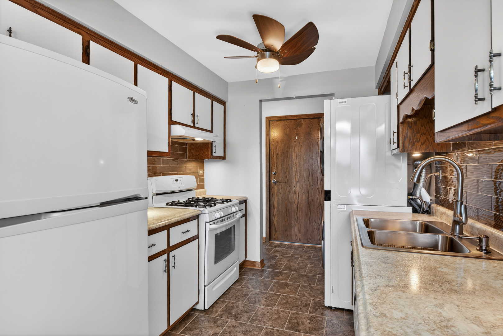 6056 South Keating Avenue, Unit 2E Chicago, IL 60629 - Photo 6 of 23
