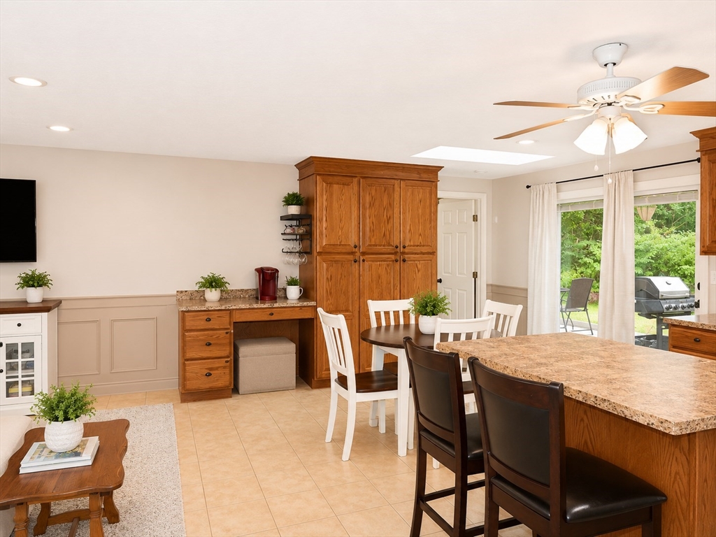 8 Naushon Road West Wareham, MA 02576 - Photo 6 of 13