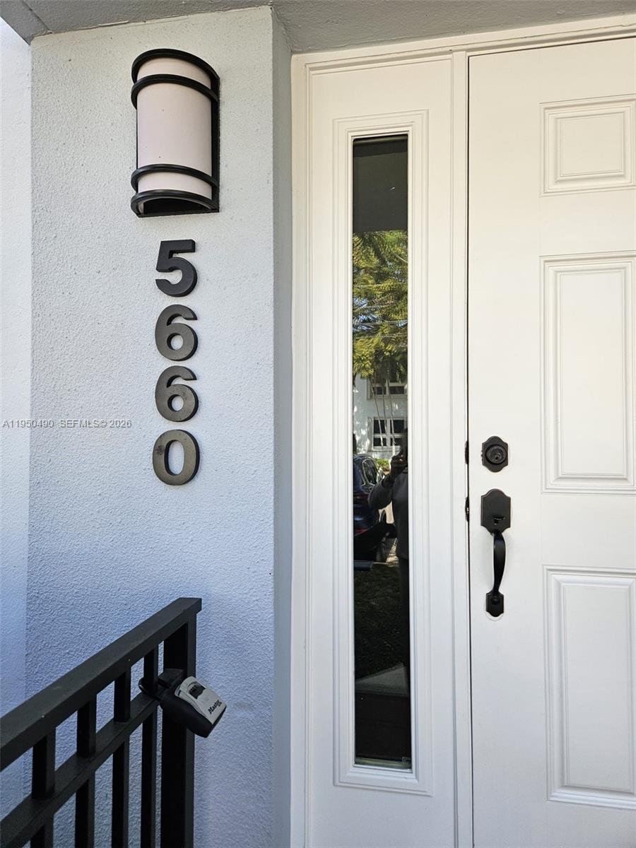 5660 Southwest 78th Street, Unit 6A Miami, FL 33143 - Photo 5 of 48