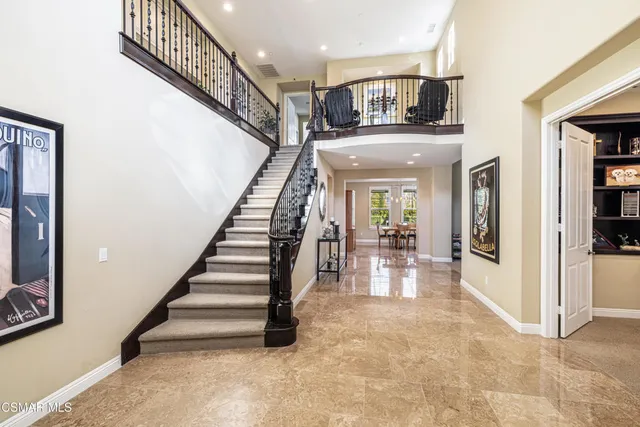 a view of entryway and hall