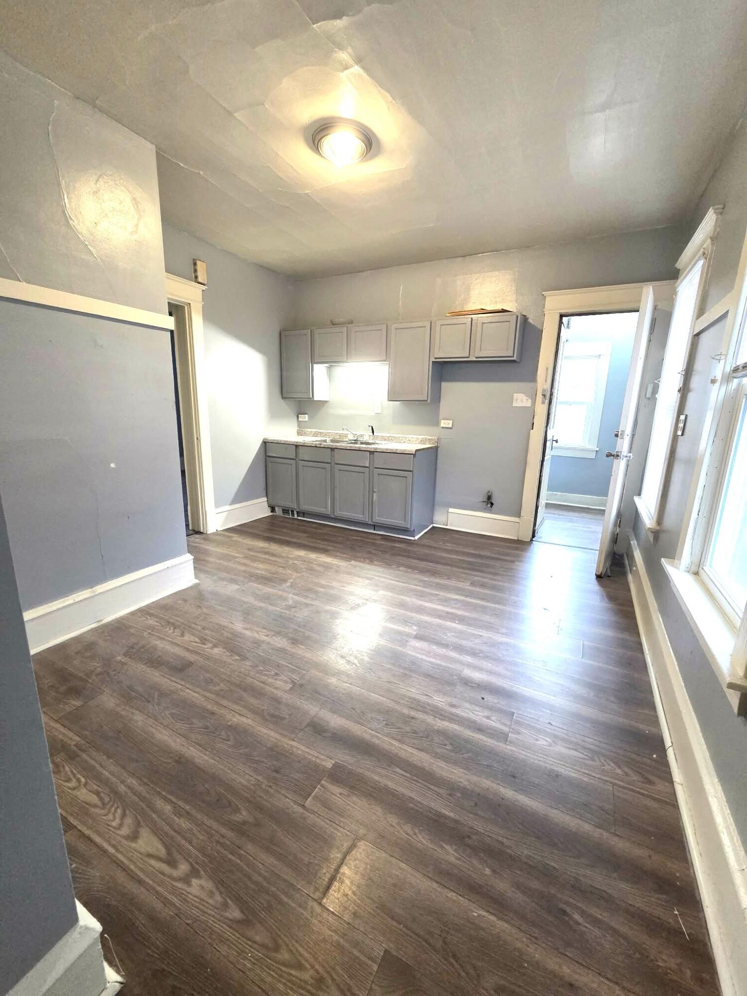 4768 North 30th Street, Unit 4770 Milwaukee, WI 53209 - Photo 13 of 20 ISaOY4lH