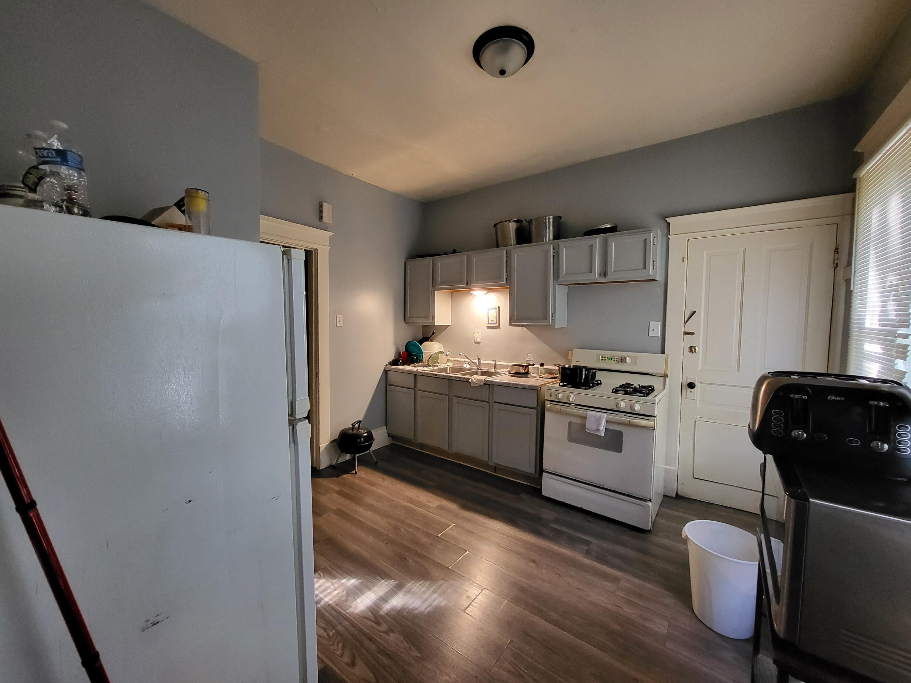 4768 North 30th Street, Unit 4770 Milwaukee, WI 53209 - Photo 7 of 20 20251024_103228