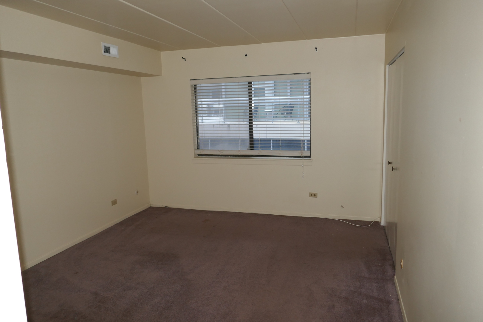 603 South River Road, Unit 2M Des Plaines, IL 60016 - Photo 11 of 20