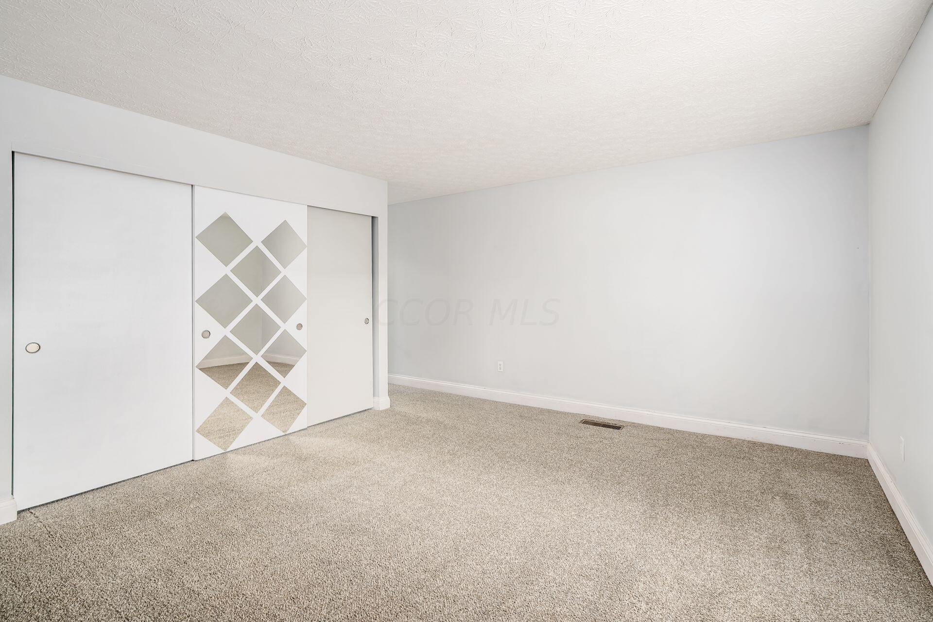 487 Old Coach Road, Unit D Westerville, OH 43081 - Photo 20 of 32 Bedroom #1