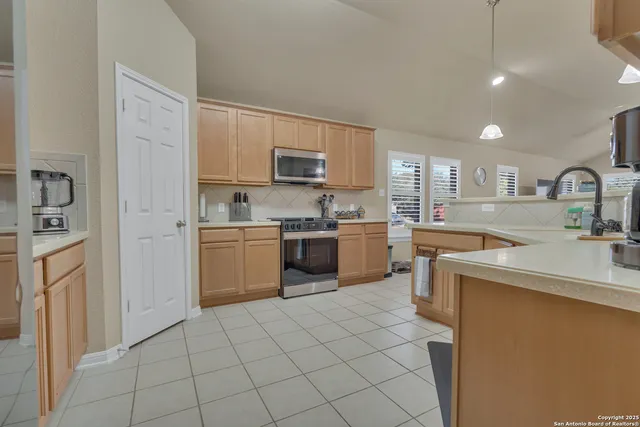 $345,000 | 11727 Iris Way, San Antonio, TX 78253
