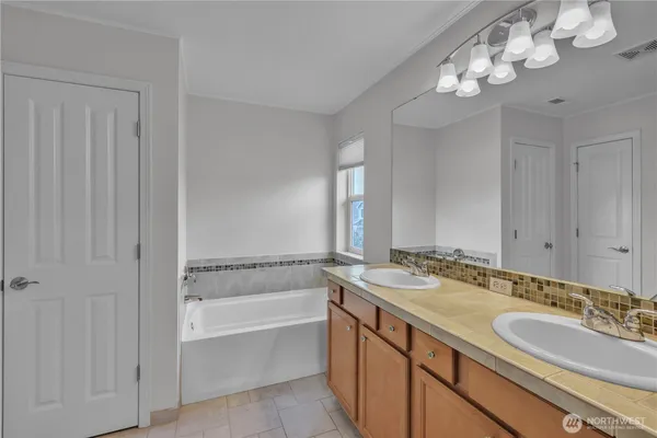 $644,000 | 2414 88th Drive Northeast, Lake Stevens, WA 98258