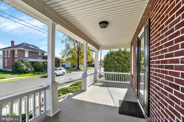 $284,500 | 105 North Gotwalt Street, York, PA 17404