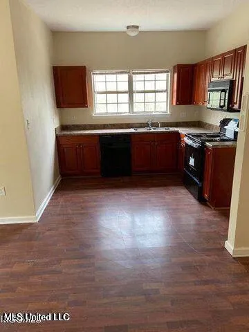 $1,675 | 4111 7th Street, Bay St. Louis, MS 39520