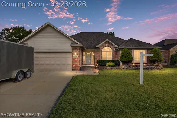 $499,900 | 15854 Candle Drive, Macomb, MI 48042