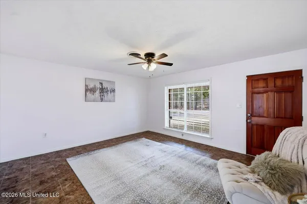 $185,000 | 258 Twin Lakes Drive, Canton, MS 39046