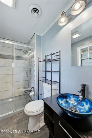 $185,000 | 258 Twin Lakes Drive, Canton, MS 39046