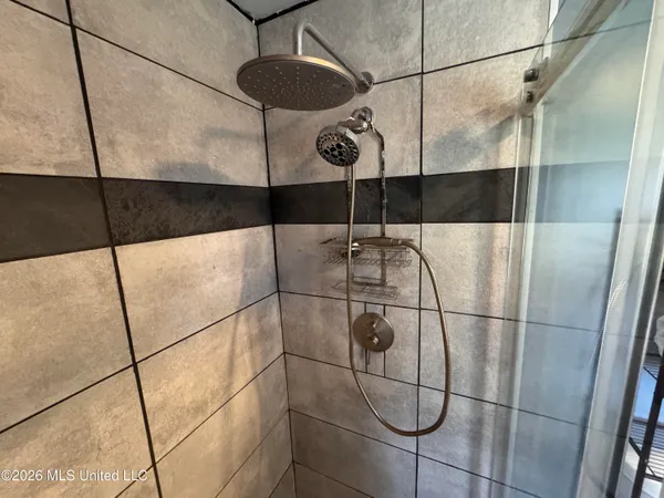 $185,000 | 258 Twin Lakes Drive, Canton, MS 39046