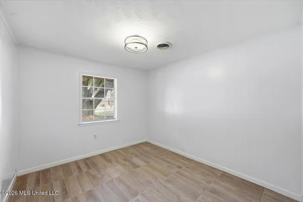 $185,000 | 258 Twin Lakes Drive, Canton, MS 39046