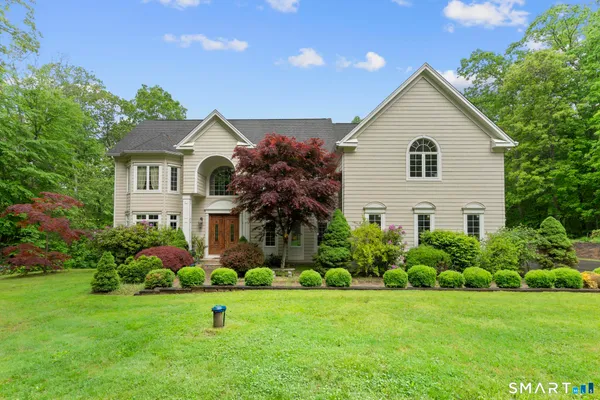 $1,200,000 | 43 Chestnut Grove Drive, Guilford, CT 06437