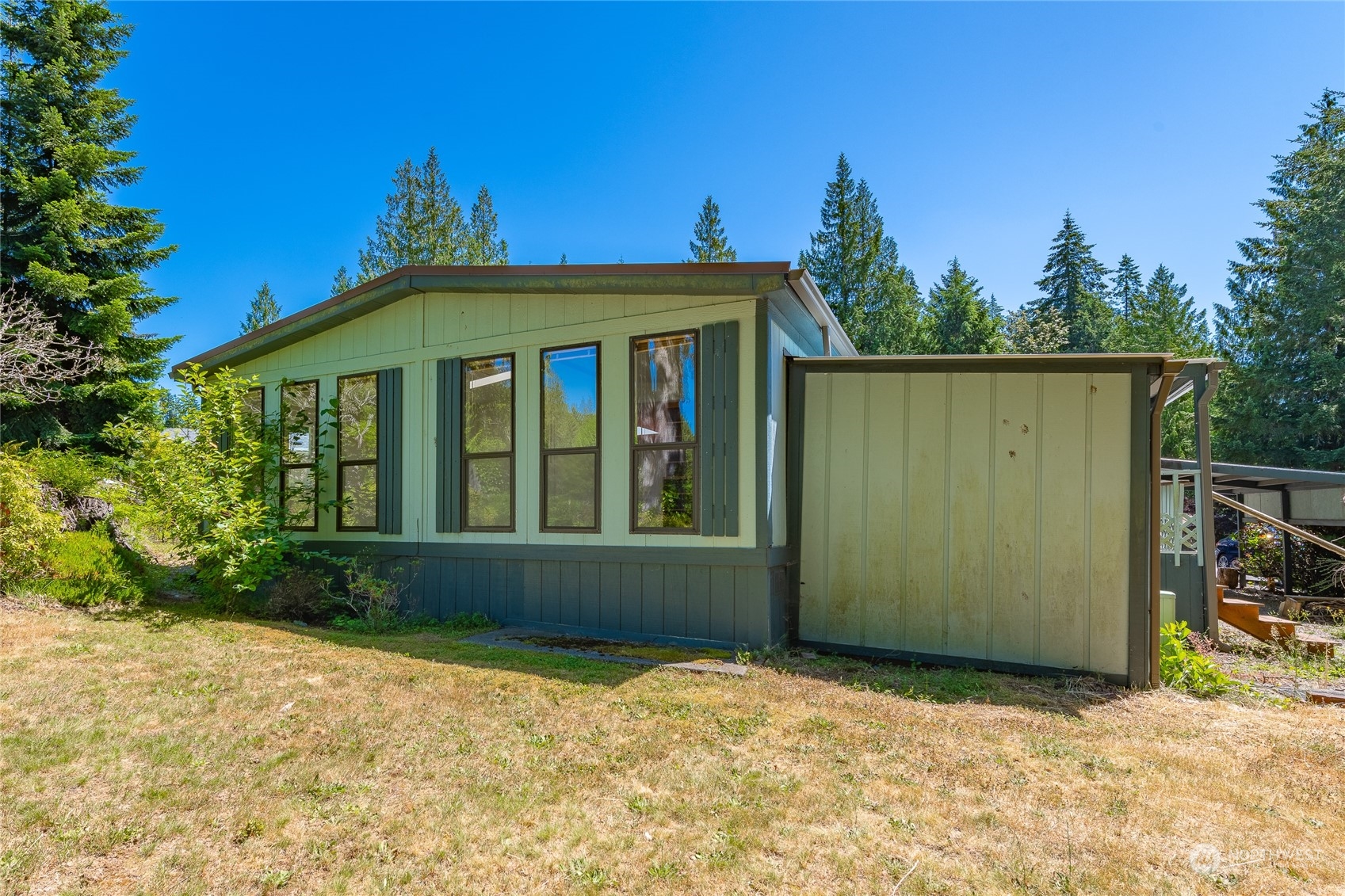 4915 Samish Way, Unit 7 Bellingham, WA 98229 - Photo 25 of 26 a front view of a house