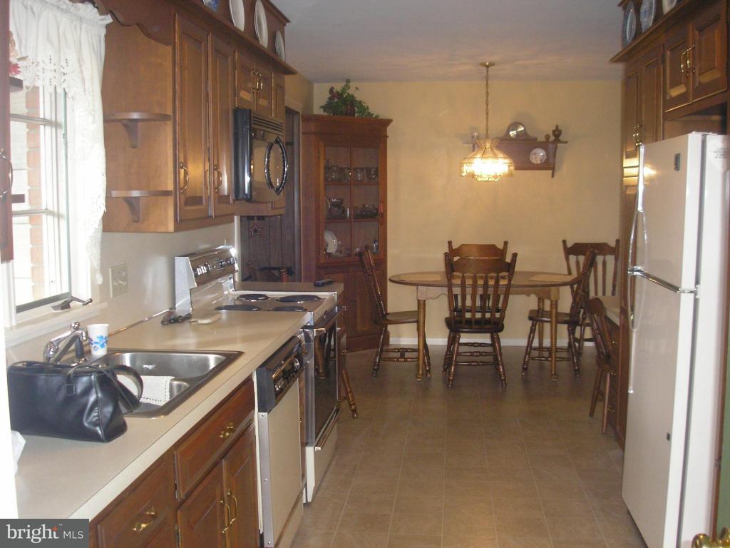 280 East Mt Airy Road Stevens, PA 17578 - Photo 13 of 23 Gallery Image 13