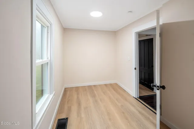 $379,999 | 517 Potter Hill Road, Petersburgh, NY 12138