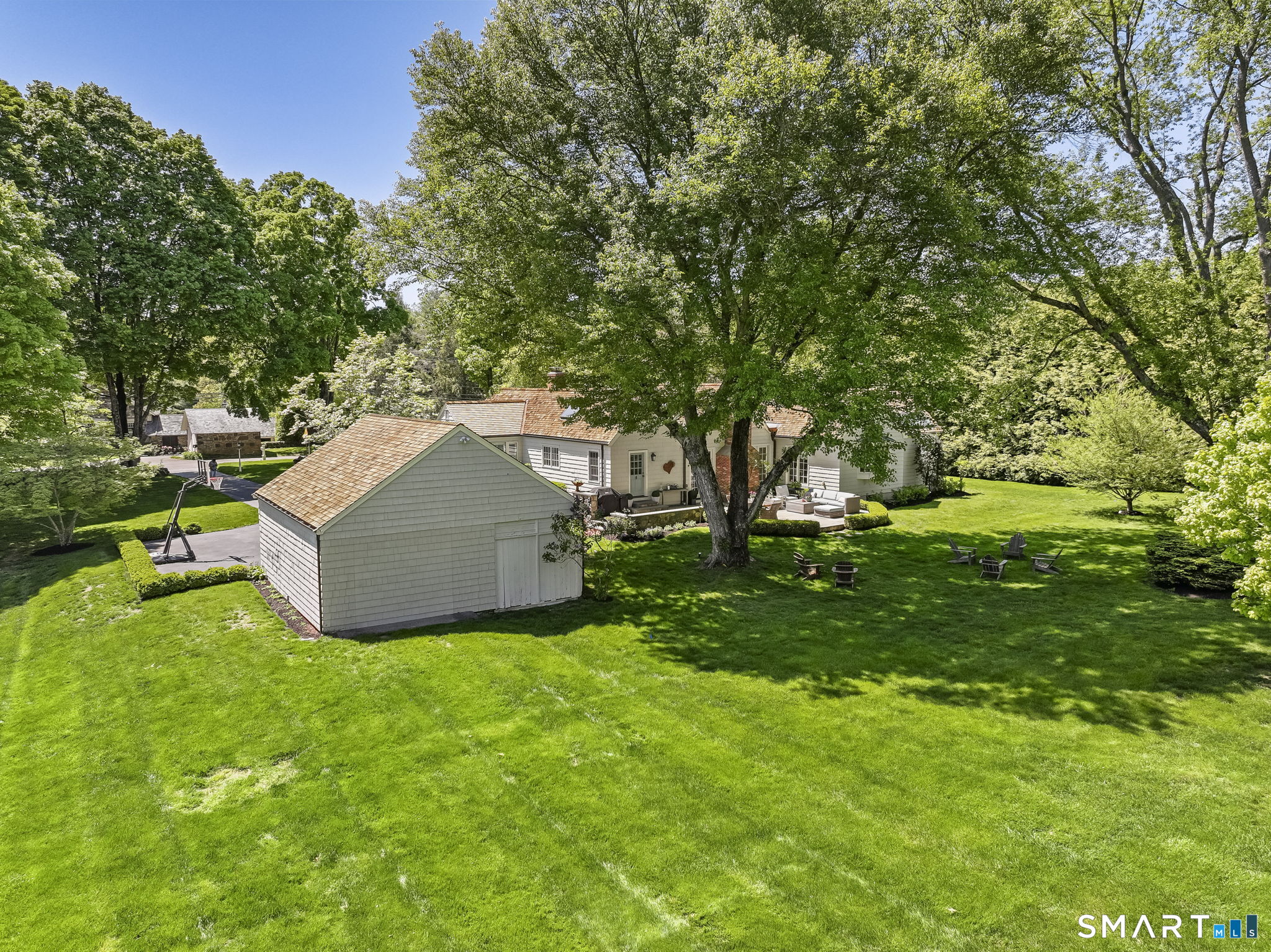 820 Hillside Road Fairfield, CT 06824 - Photo 38 of 40