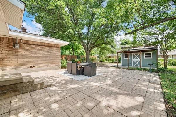 $259,000 | 413 Patricia Road, Hurst, TX 76053