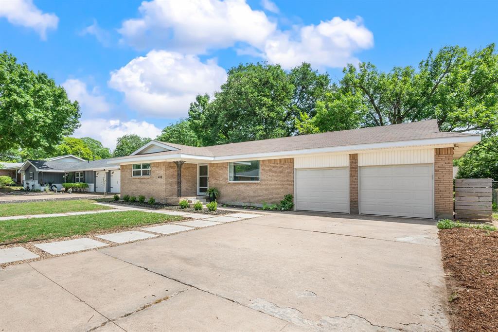 413 Patricia Road Hurst, TX 76053 - Photo 2 of 27