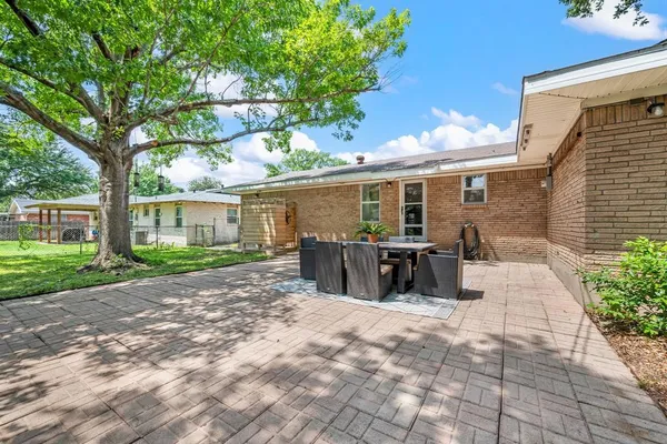 $259,000 | 413 Patricia Road, Hurst, TX 76053