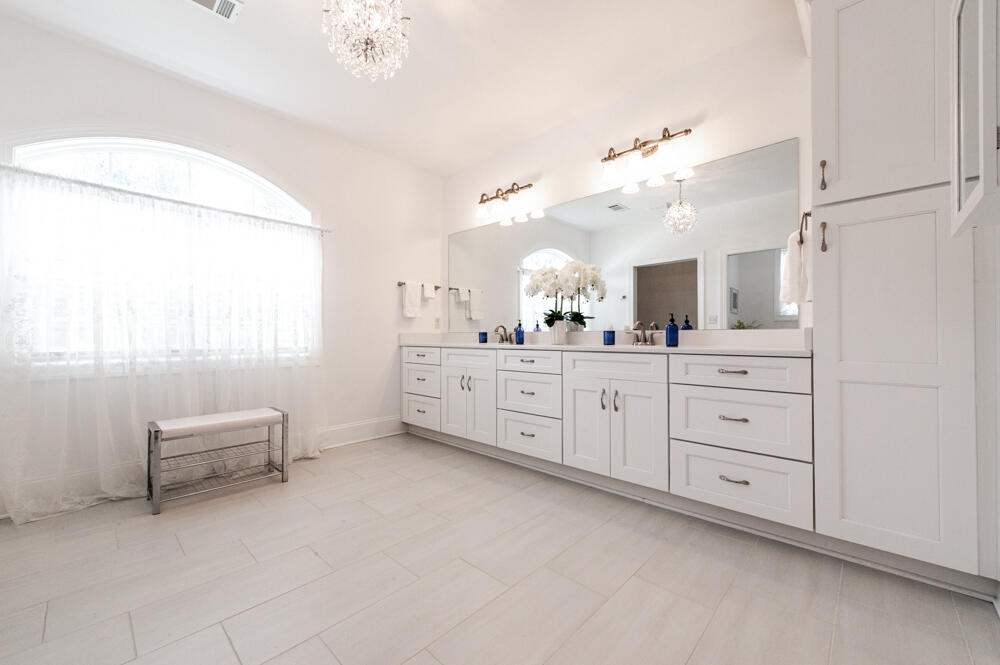847 Steeplechase Road Aiken, SC 29803 - Photo 14 of 44 Owner's Bathroom!