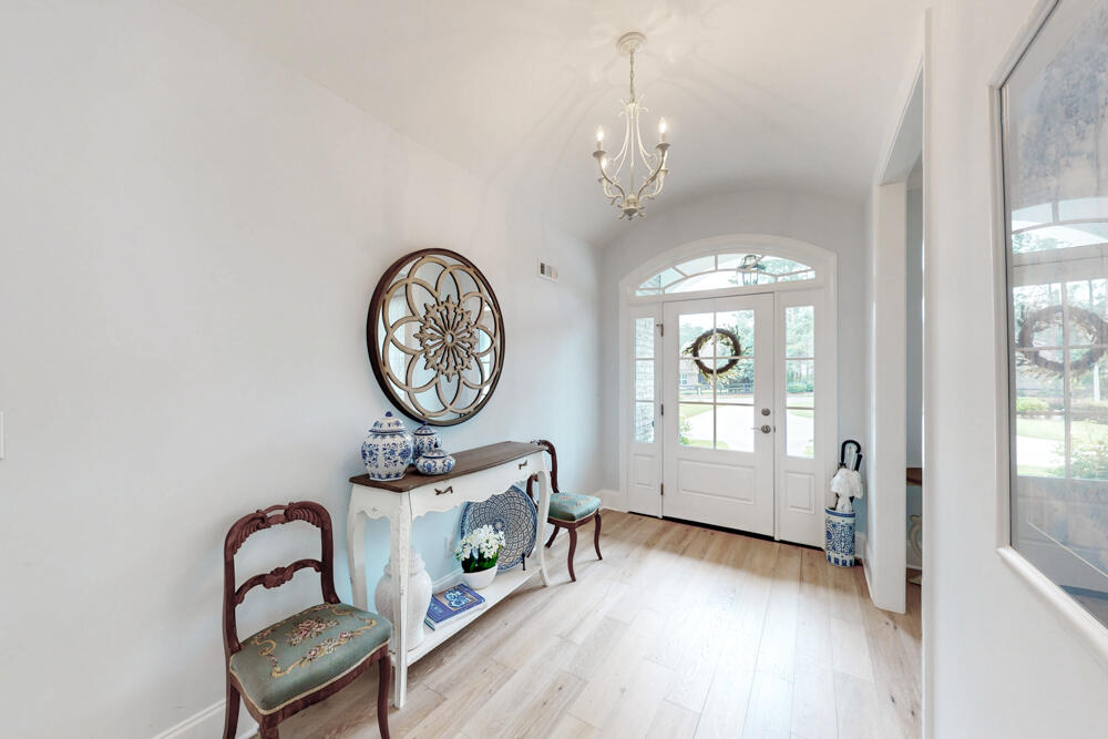 847 Steeplechase Road Aiken, SC 29803 - Photo 5 of 44 Foyer!