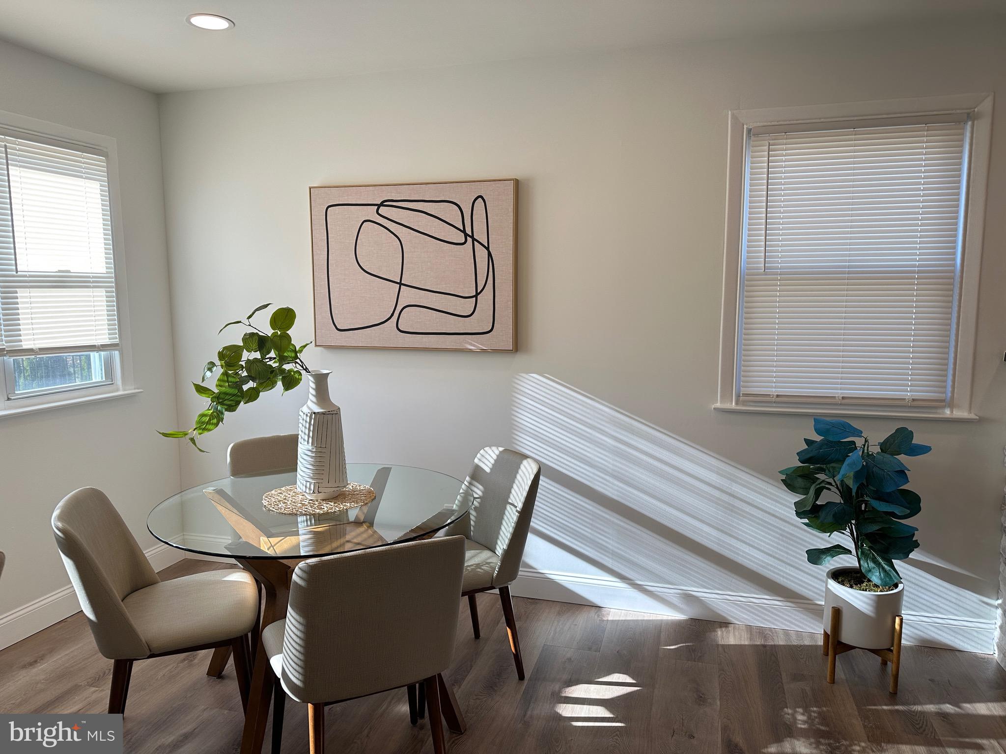 504 Rennard Street Philadelphia, PA 19116 - Photo 4 of 24 Gallery Image 4