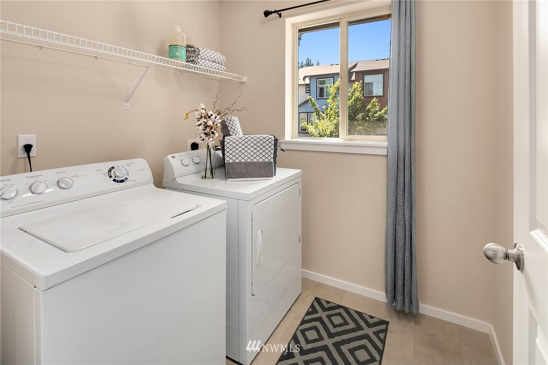 16518 2nd Drive Southeast Bothell, WA 98012 - Photo 20 of 23 Gallery Image 20
