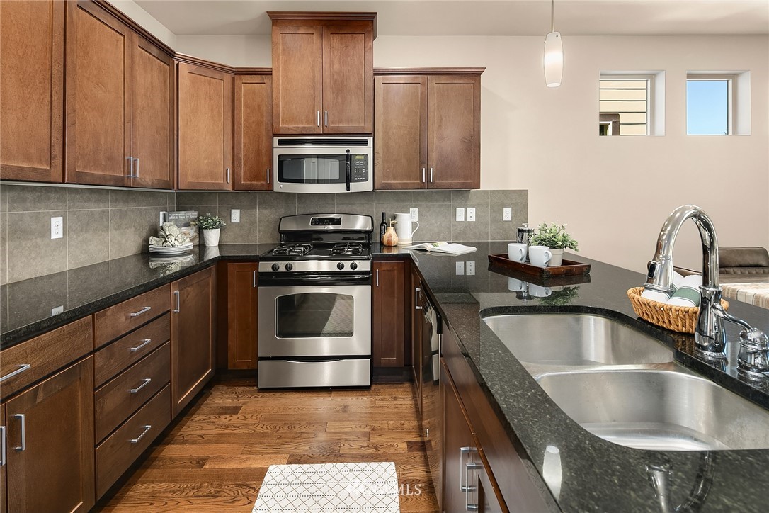 16518 2nd Drive Southeast Bothell, WA 98012 - Photo 9 of 23 Gallery Image 9