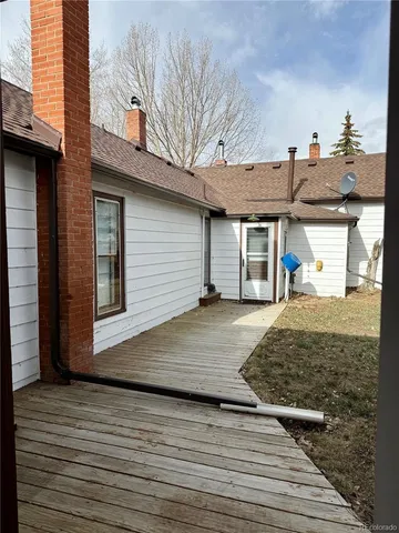 a view of outdoor space