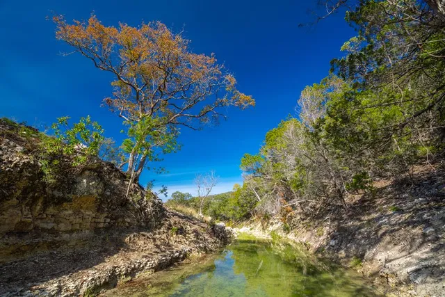 $2,995,000 | 83 Leakey Tx 78873, Leakey, TX 78873