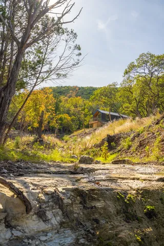 $2,995,000 | 83 Leakey Tx 78873, Leakey, TX 78873