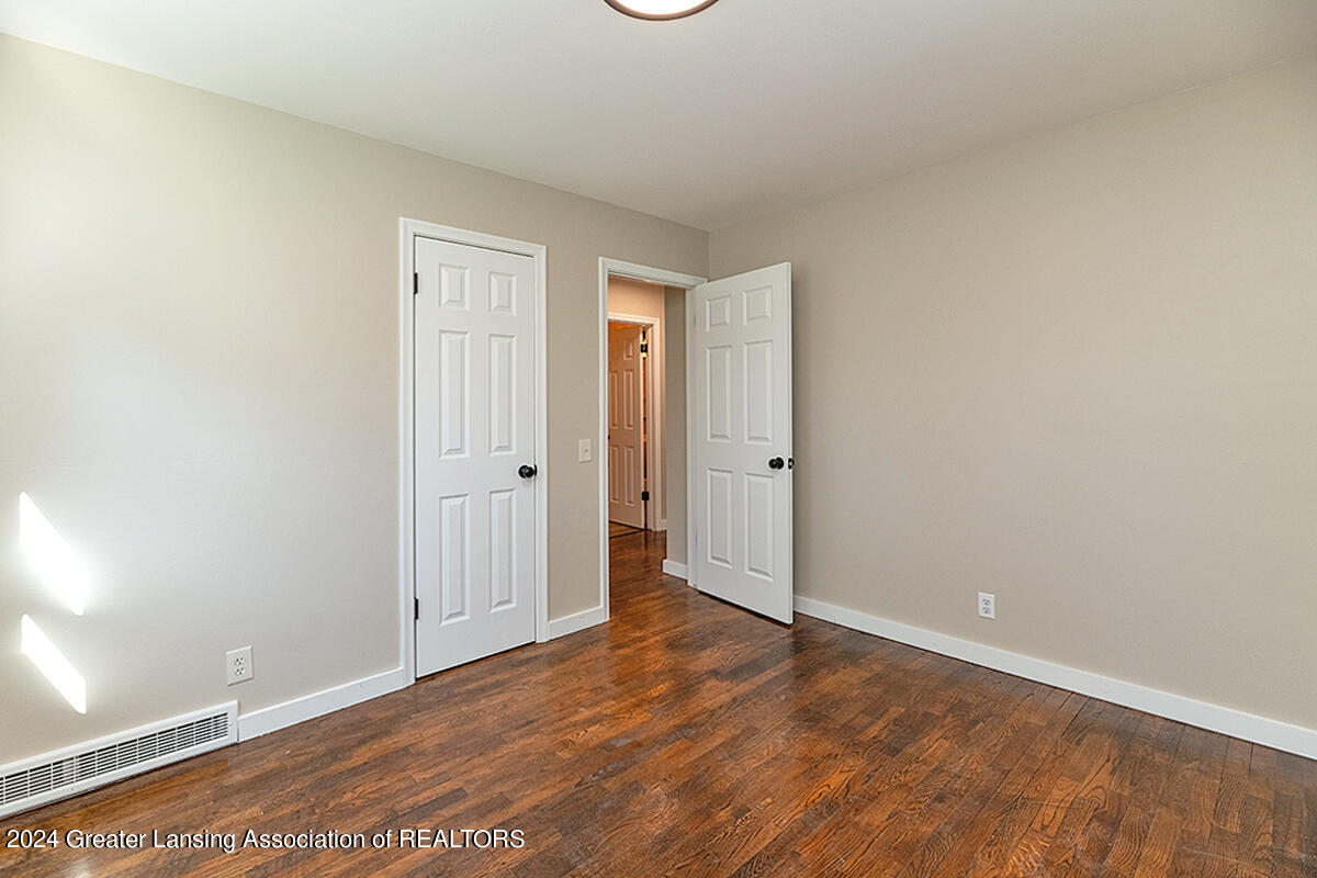 961 Dart Road Mason, MI 48854 - Photo 8 of 25 10
