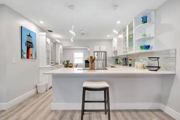 $2,700 | 1125 Stillwater Drive, Jupiter, FL 33458