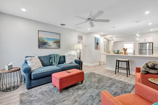 $2,700 | 1125 Stillwater Drive, Jupiter, FL 33458