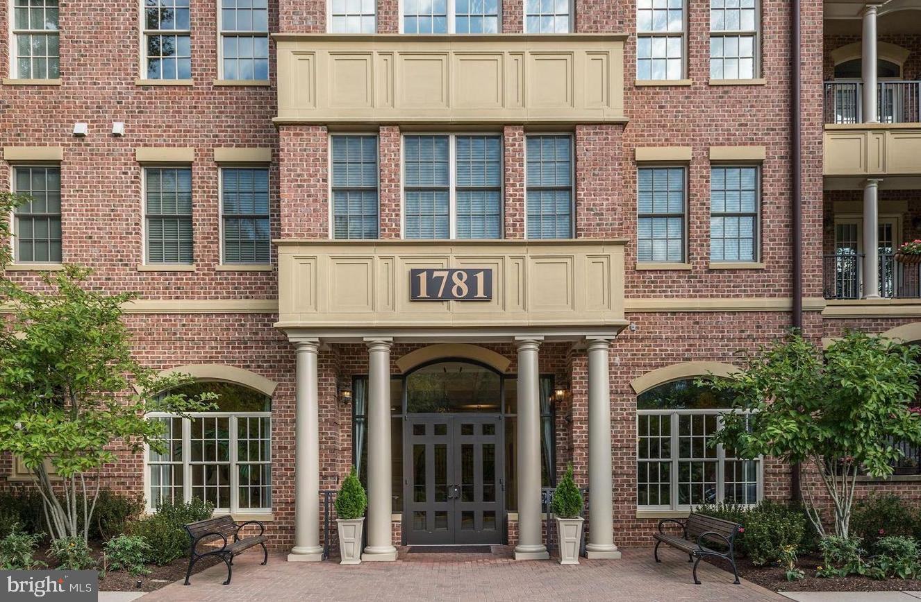 1781 Chain Bridge Road, Unit 201 McLean, VA 22102 - Photo 2 of 51 Welcome Home!