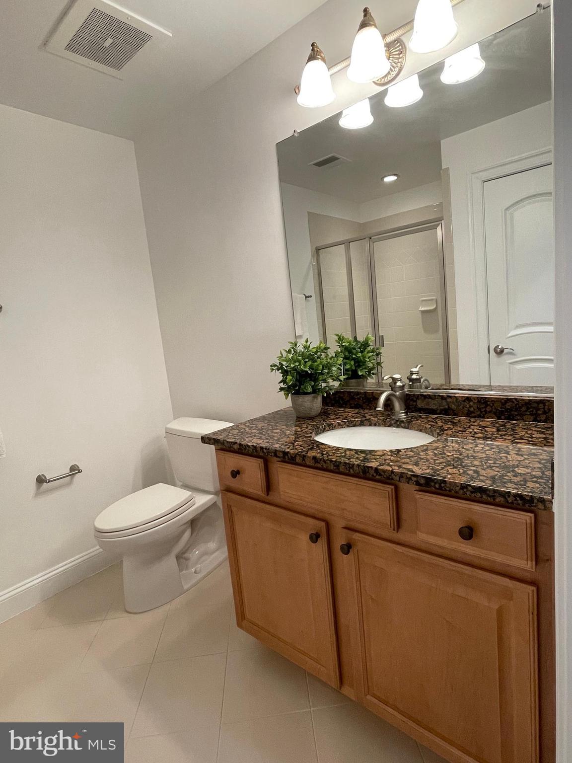 1781 Chain Bridge Road, Unit 201 McLean, VA 22102 - Photo 31 of 51 2nd Full Bathroom