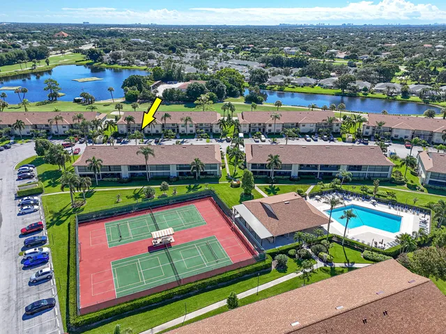 $320,000 | 1001 Pinecrest Circle, Unit B, Jupiter, FL 33458