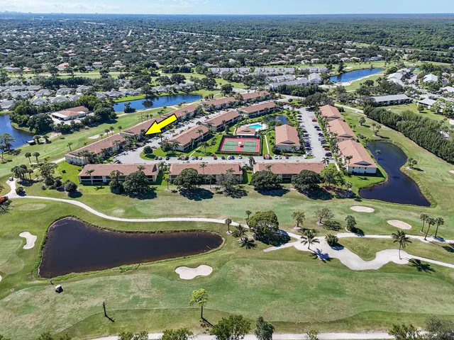 $320,000 | 1001 Pinecrest Circle, Unit B, Jupiter, FL 33458