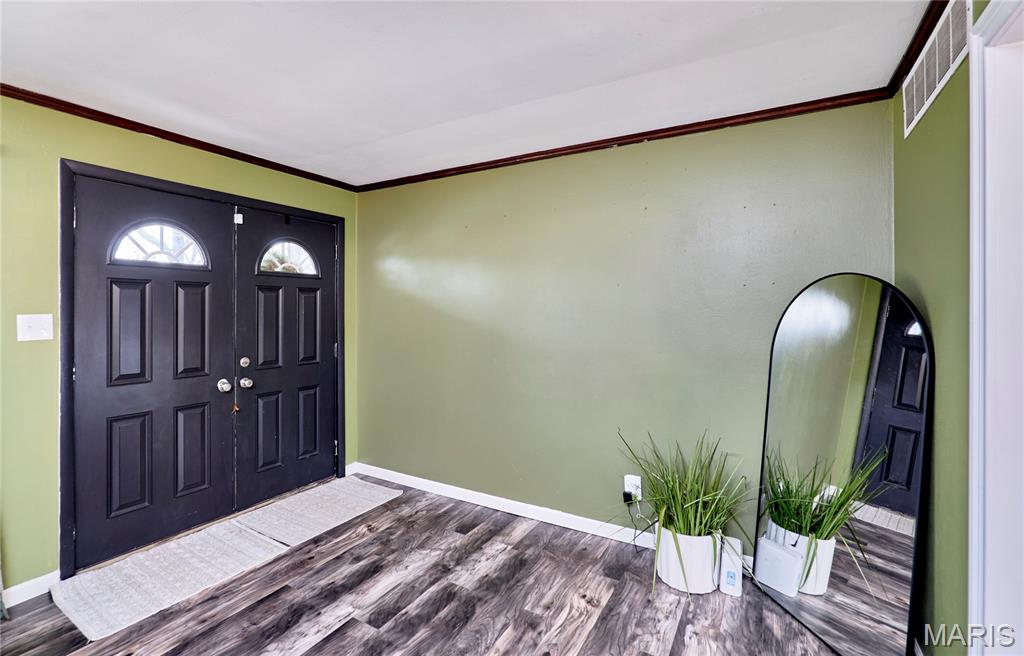 1806 Melody Lane Arnold, MO 63010 - Photo 3 of 28