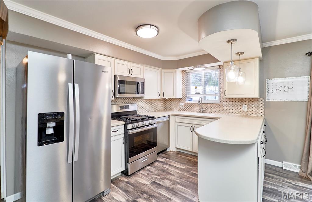 1806 Melody Lane Arnold, MO 63010 - Photo 7 of 28