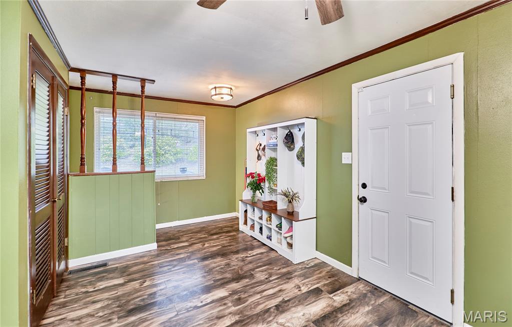 1806 Melody Lane Arnold, MO 63010 - Photo 10 of 28