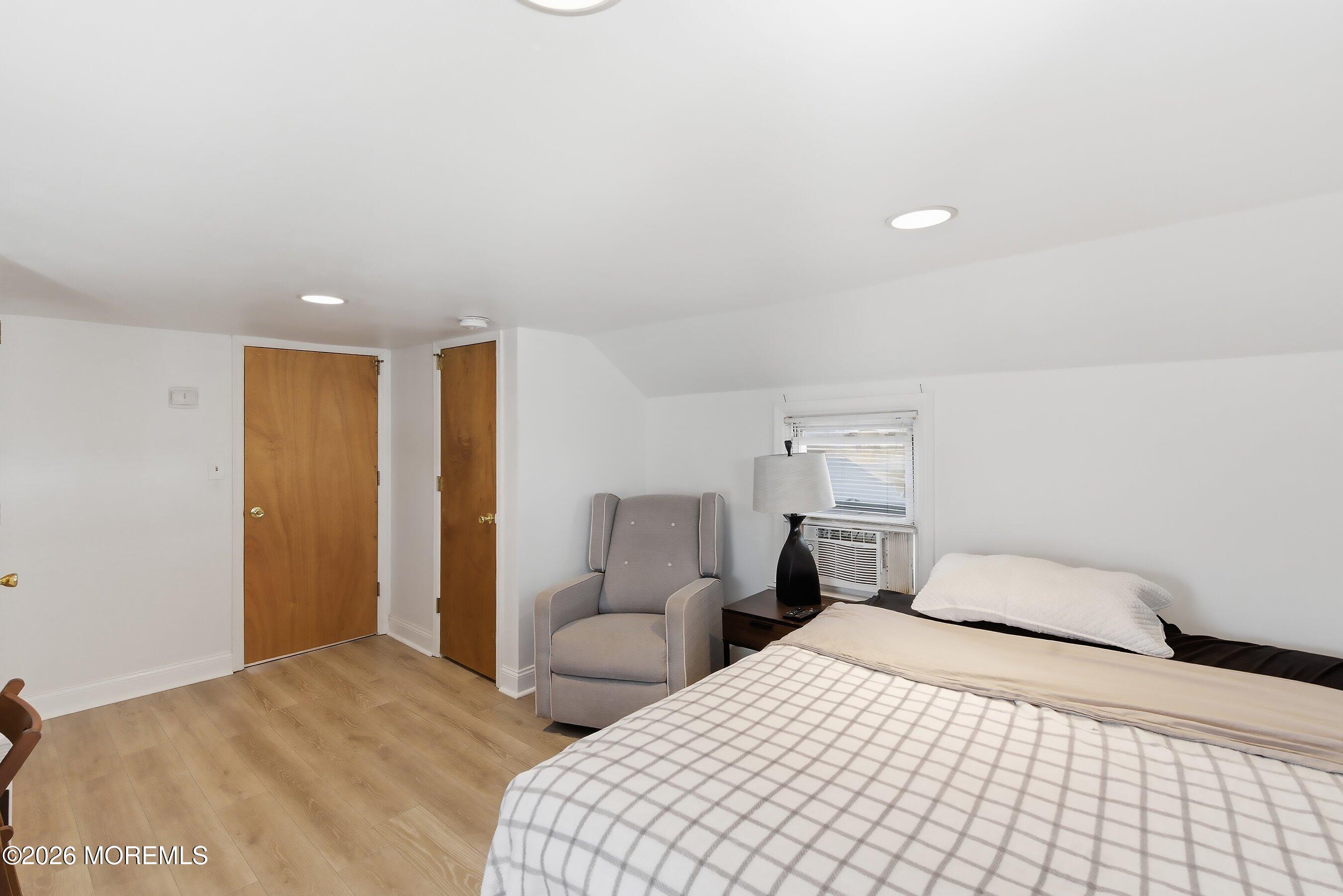 437 Atlantic Street Keyport, NJ 07735 - Photo 18 of 34 20-Bed 2C