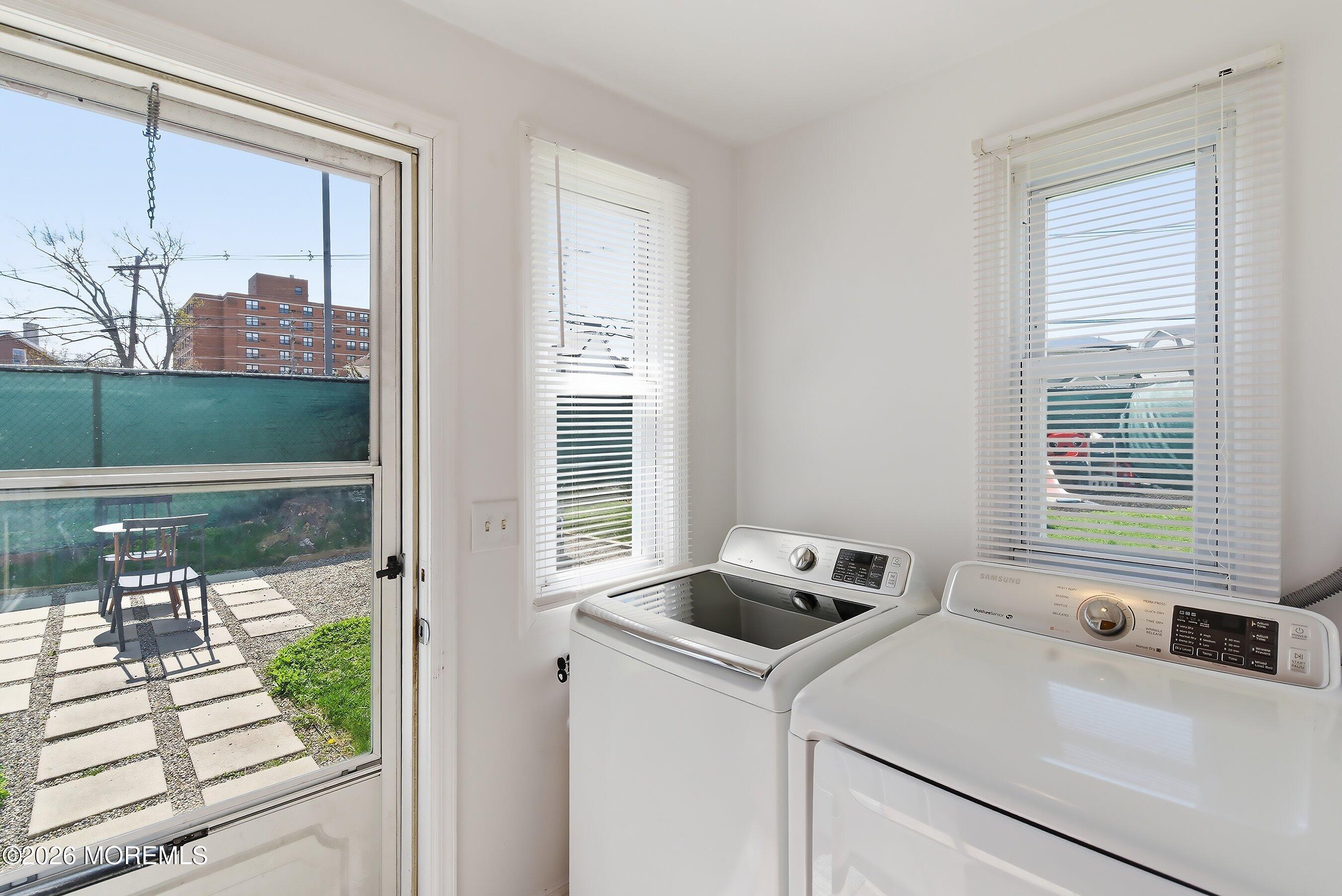 437 Atlantic Street Keyport, NJ 07735 - Photo 20 of 34 24-Laundry