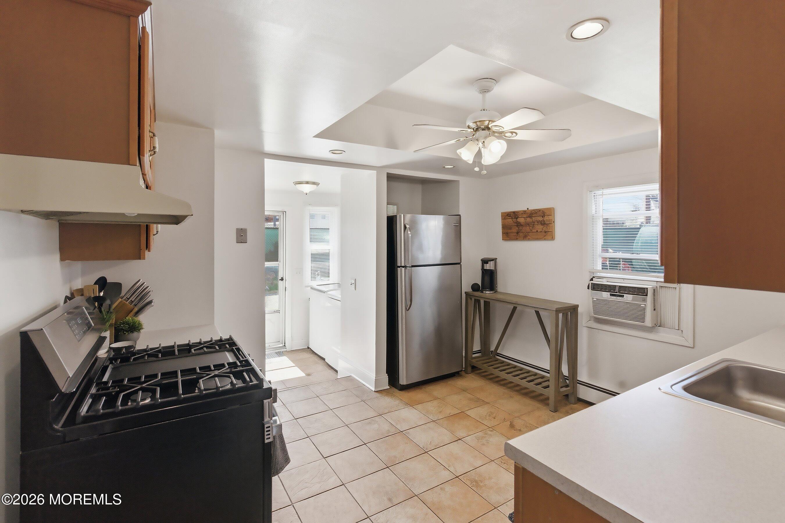 437 Atlantic Street Keyport, NJ 07735 - Photo 6 of 34 10-Kitchen 1A