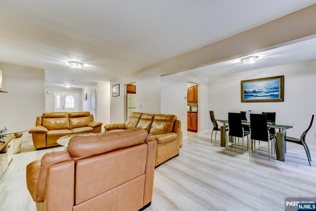 6 Hanson Place, Unit 6 Wayne, NJ 07470 - Photo 17 of 49